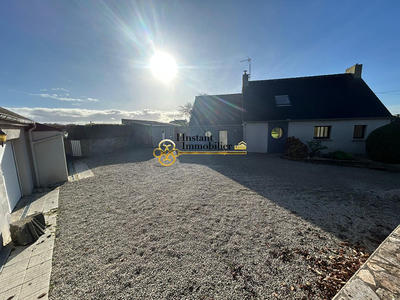 Maison - 137 m² - 6 pièces