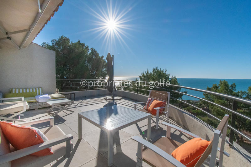 Maison - 210 m² - 5 pièces