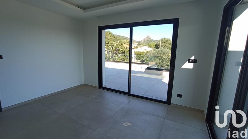 Maison - 182 m² - 5 pièces