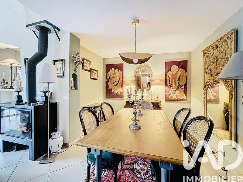 Maison - 140 m² - 5 pièces