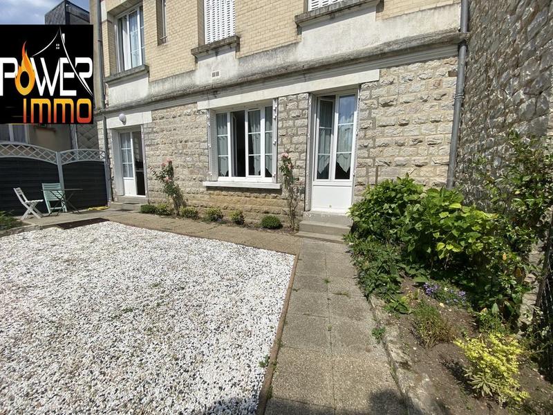 Immeuble - 180 m² - 9 pièces