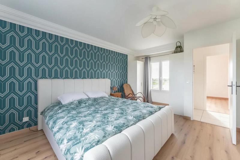 Maison - 232 m² - 8 pièces