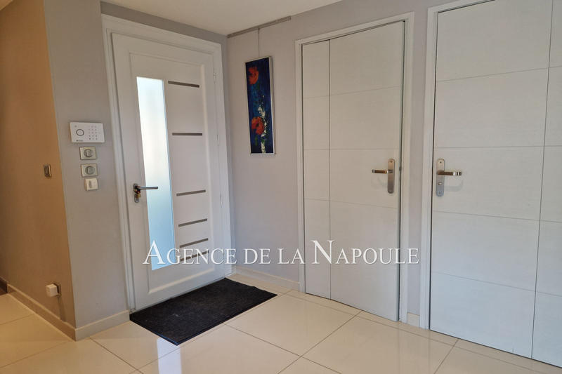 Appartement - 109 m² - 3 pièces