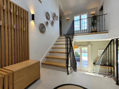 Maison - 179 m² - 6 pièces