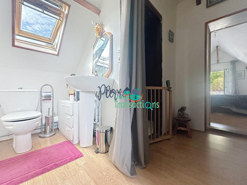 Maison traditionnelle - 171 m² - 7 pièces