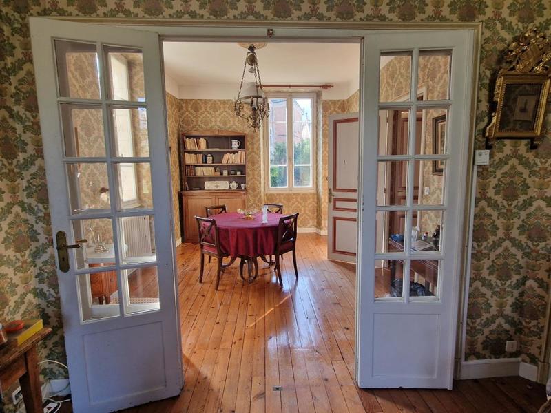 Demeure - 139 m² - 6 pièces