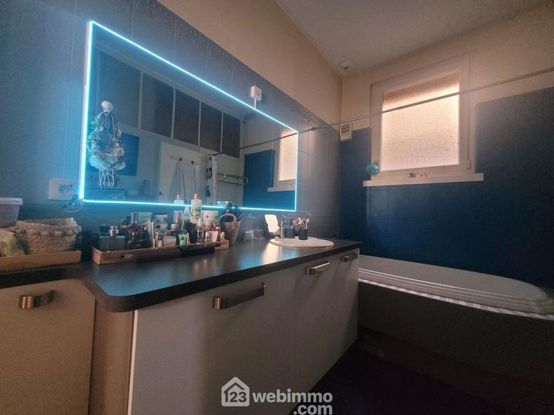 Appartement - 145 m² - 5 pièces