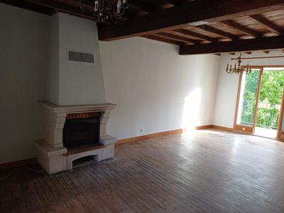 Maison - 94 m² - 5 pièces