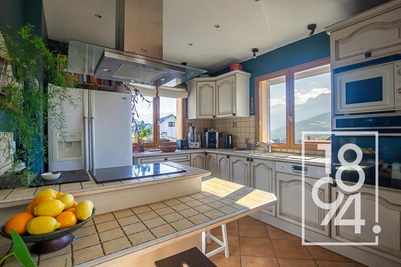 Maison - 120 m² - 5 pièces