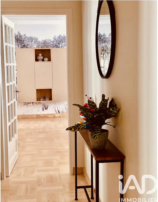 Appartement - 100 m² - 5 pièces