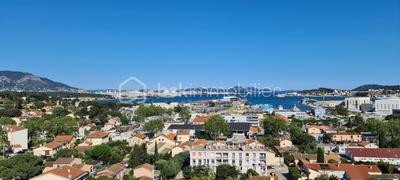 Appartement - 100 m² - 5 pièces