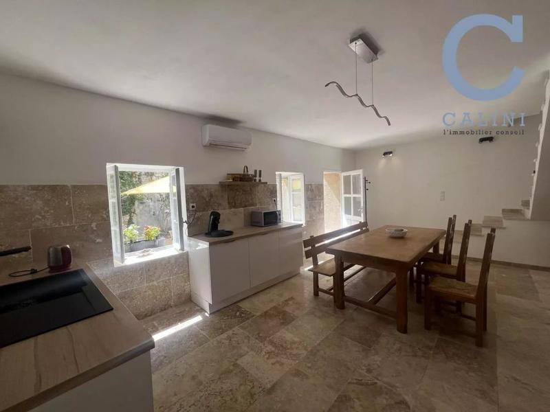 Maison de village - 195 m² - 7 pièces