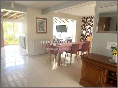 Maison - 142 m² - 7 pièces