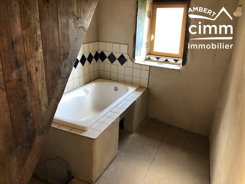 Maison traditionnelle - 70 m² - 6 pièces