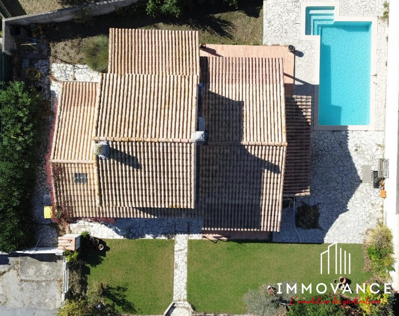 Villa - 100 m² - 4 pièces