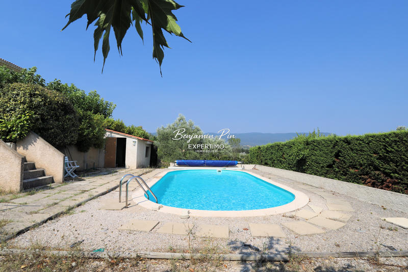 Villa - 161 m² - 6 pièces