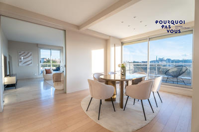 Appartement - 200 m² - 6 pièces