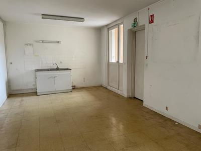 Local d'activité / Entrepôt - 70 m²
