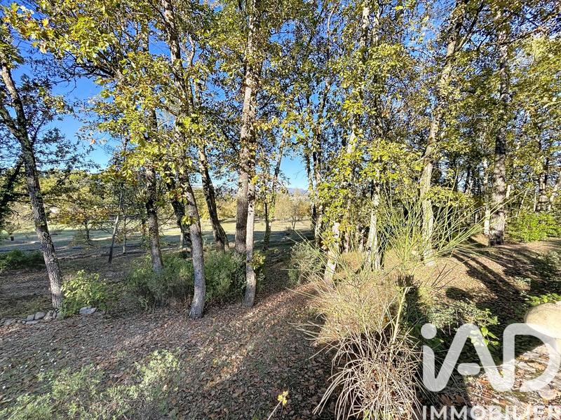 Maison - 185 m² - 7 pièces