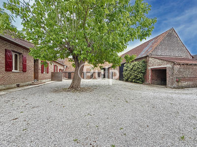 Corps de ferme - 242 m² - 14 pièces