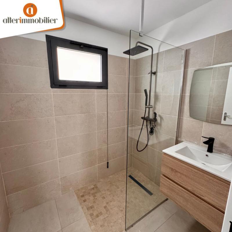 Villa - 80 m² - 4 pièces