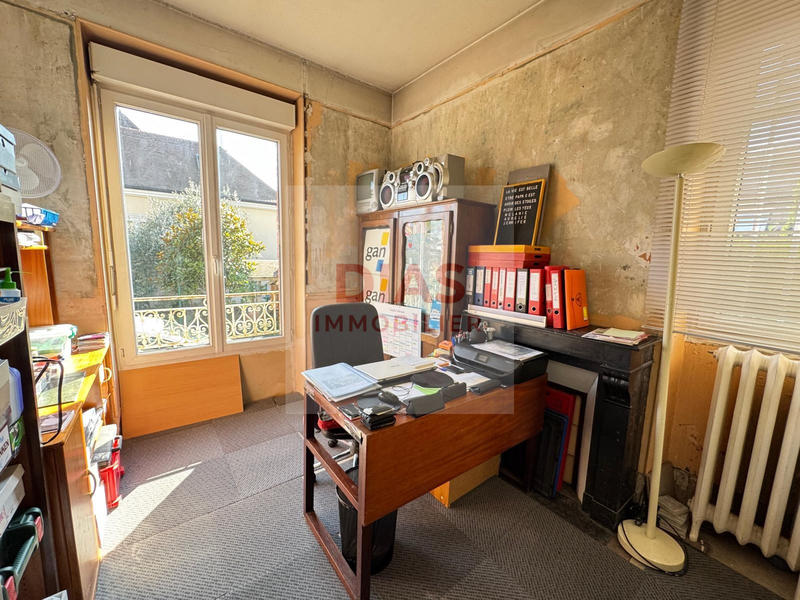 Maison - 245 m² - 1 pièce