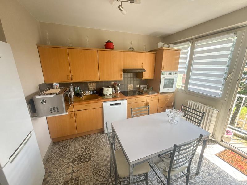 Appartement - 85 m² - 4 pièces