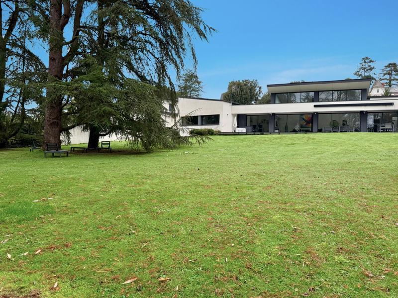 Maison - 160 m² - 8 pièces