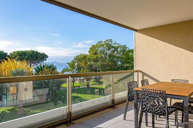 Appartement - 106 m² - 4 pièces