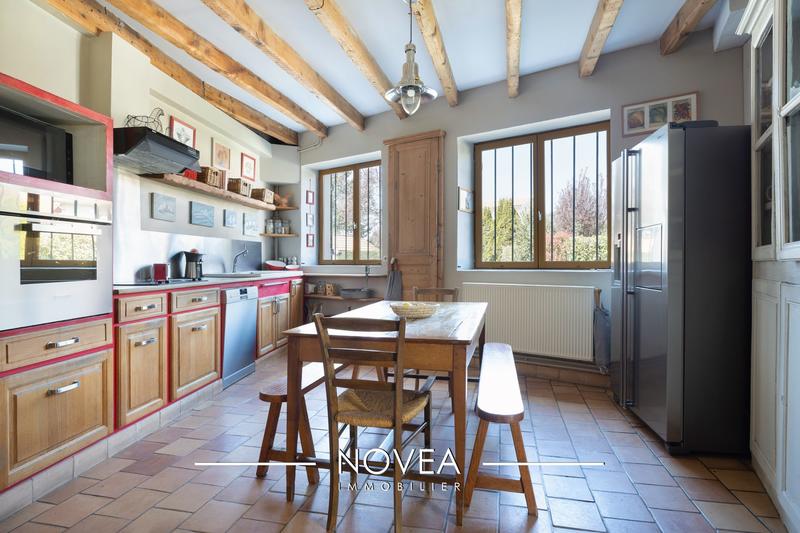 Maison ancienne - 307 m² - 9 pièces