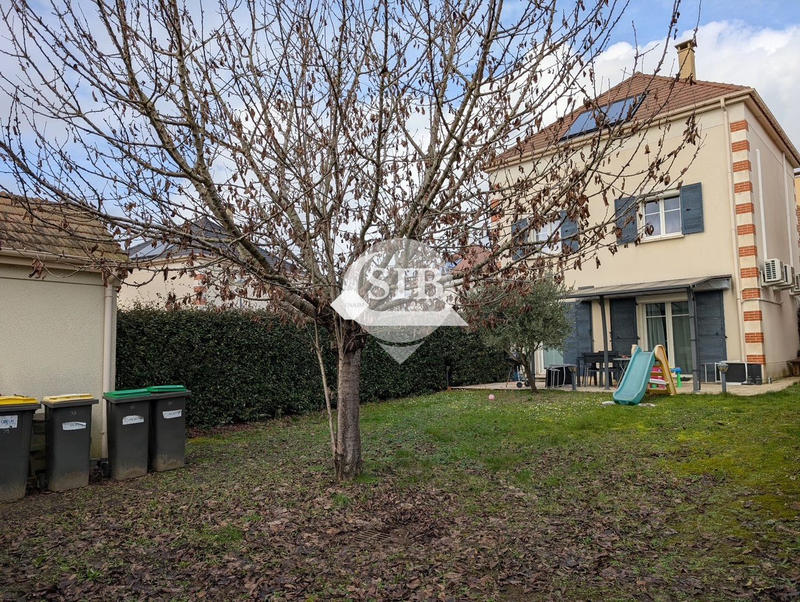 Maison ancienne - 110 m² - 5 pièces