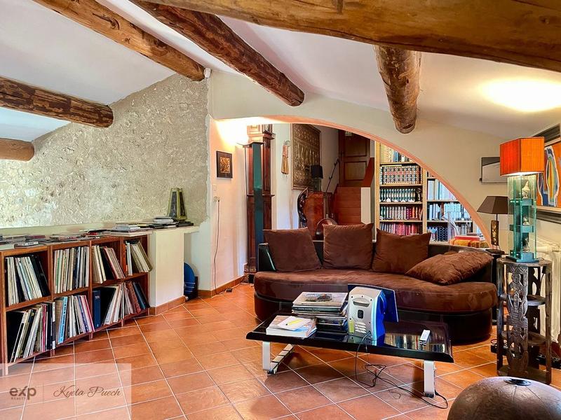 Maison - 259 m² - 7 pièces