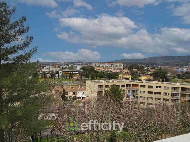 Appartement - 67 m² - 4 pièces