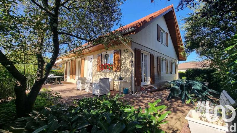 Maison - 136 m² - 6 pièces