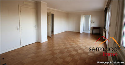 Appartement - 80 m² - 4 pièces
