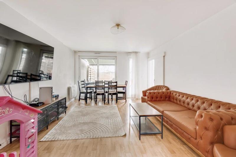 Appartement - 100 m² - 5 pièces