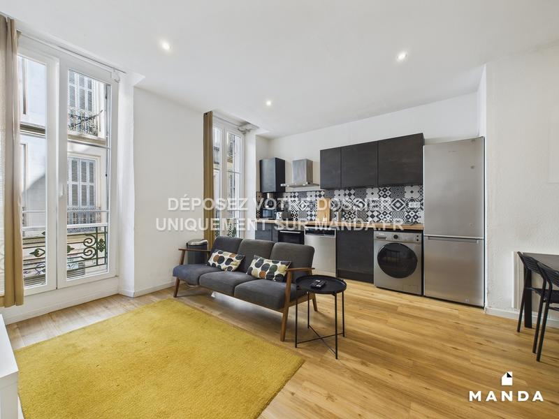 Chambre - 10 m² - 4 pièces