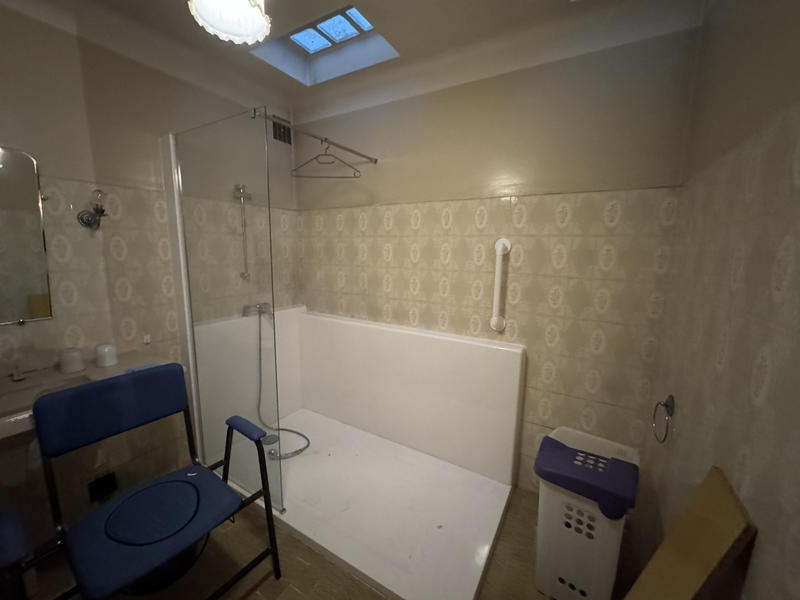 Maison de village - 338 m² - 15 pièces