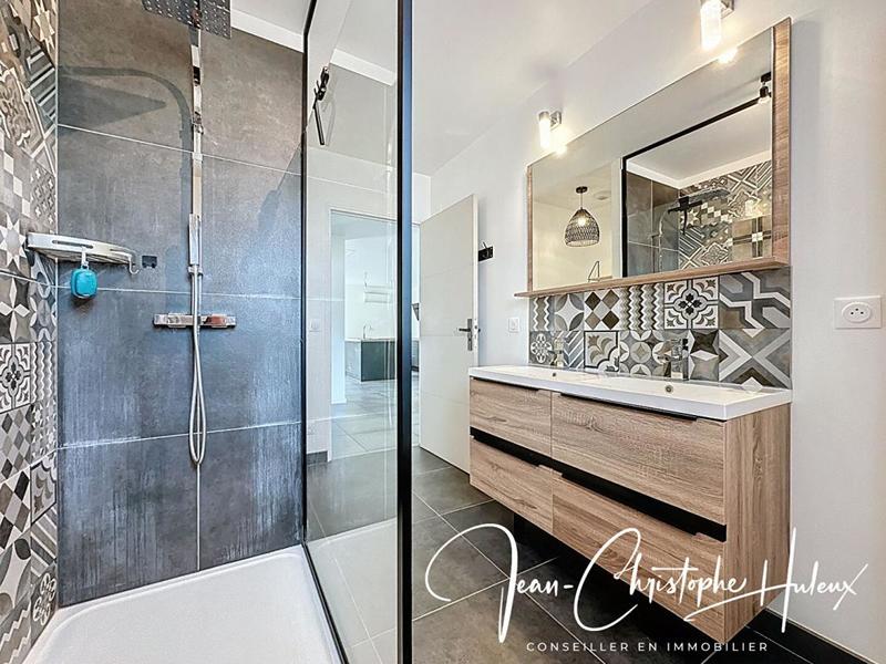 Villa - 115 m² - 6 pièces