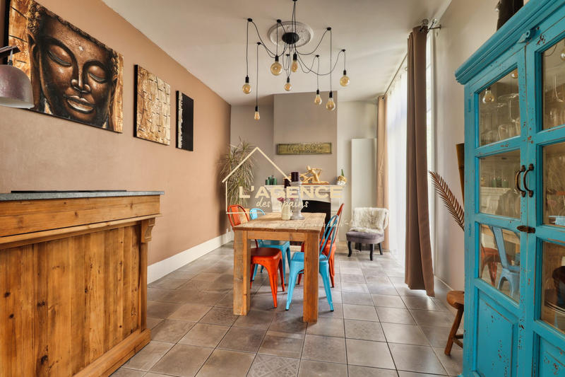 Maison - 160 m² - 7 pièces