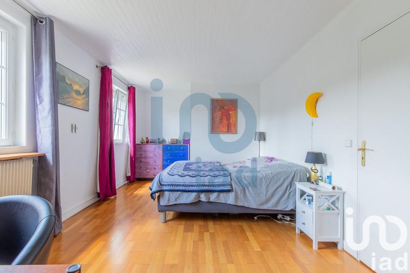 Maison - 172 m² - 9 pièces