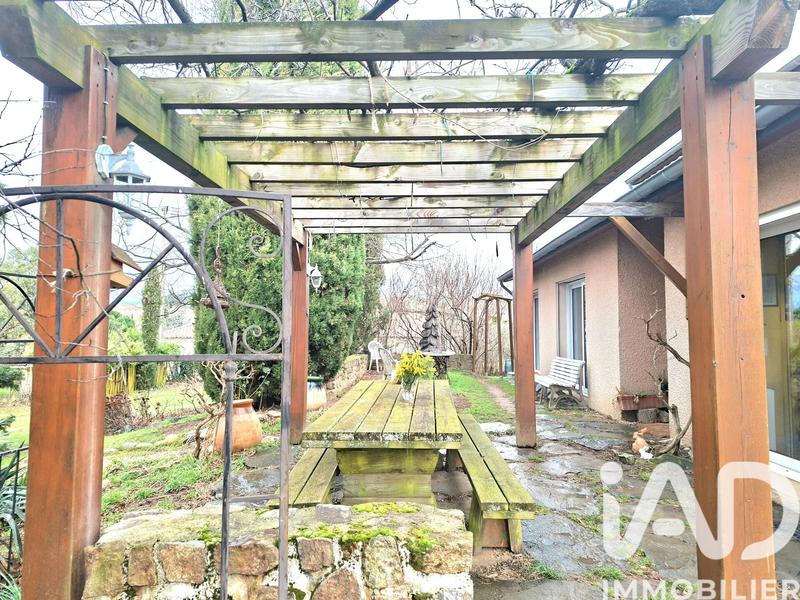 Maison - 179 m² - 8 pièces