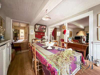 Maison - 159 m² - 5 pièces