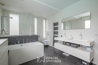 Maison - 290 m² - 9 pièces