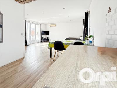 Maison - 177 m² - 5 pièces