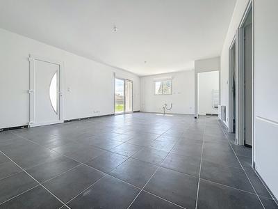 Maison - 78 m² - 4 pièces