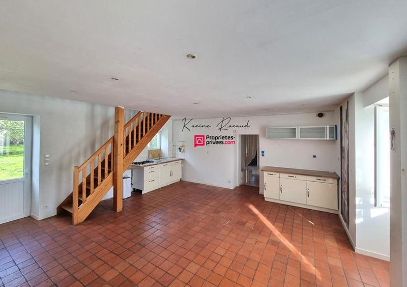 Maison - 201 m² - 8 pièces