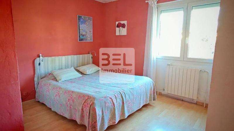 Villa - 102 m² - 6 pièces