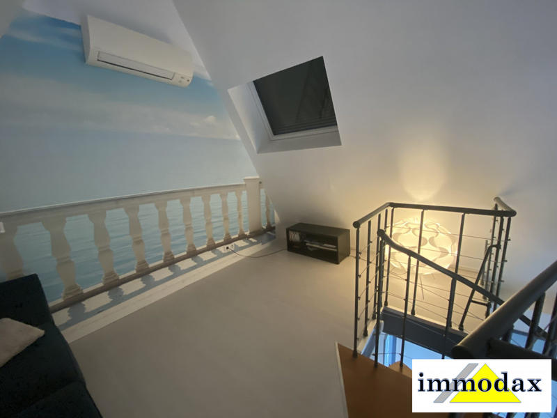 Maison - 450 m² - 10 pièces