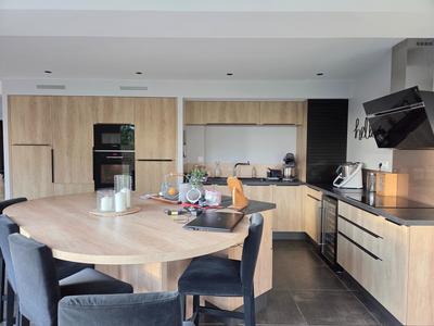 Maison - 147 m² - 7 pièces